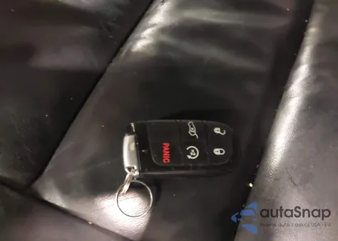 2018 Jeep Grand Cherokee Limited 4X4 z USA, uszkodzony, nr VIN 1C4RJFBGXJC326549